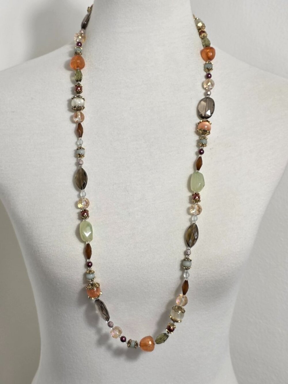 Premier Designs Single Strand Begger Bead Necklace Mix Chunky Mixed Media Beads